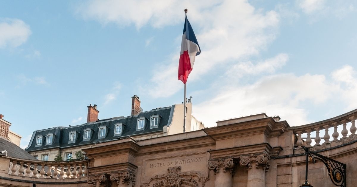 Démission du gouvernement Bayrou : quel impact sur l’immobilier et le crédit en 2025 ?