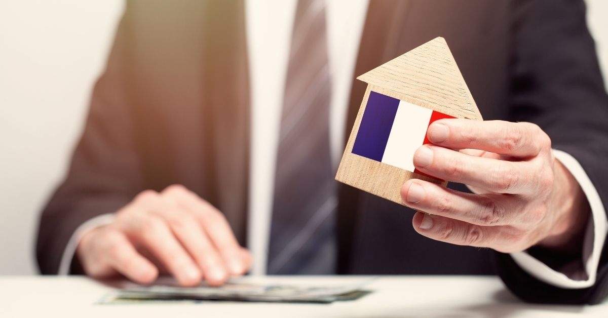 Crise politique : quel impact sur les taux immobiliers et le marché du logement ?