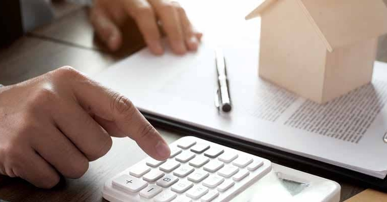 Prêt immobilier : nos conseils pour faire face aux délais de traitement allongés durant l’été