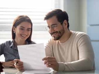Emprunter en couple : quel niveau de couverture choisir pour l’assurance de prêt ?